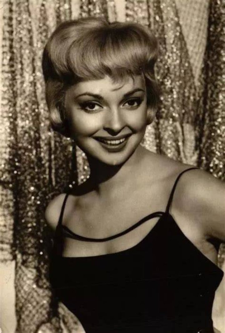 Nadja Tiller