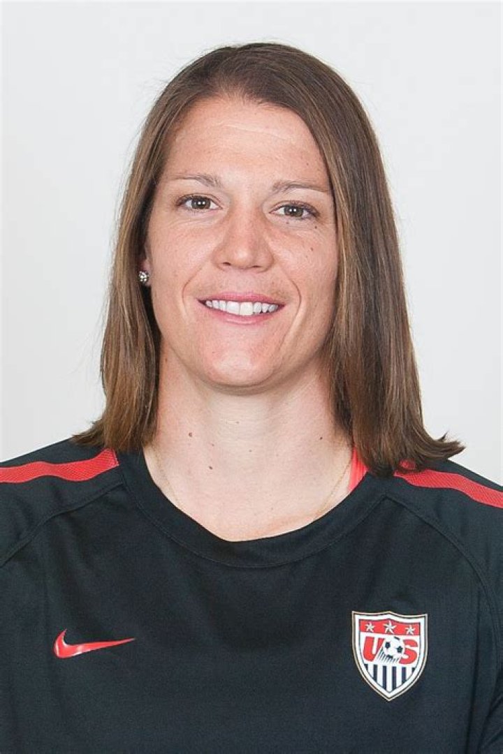 Nicole Barnhart