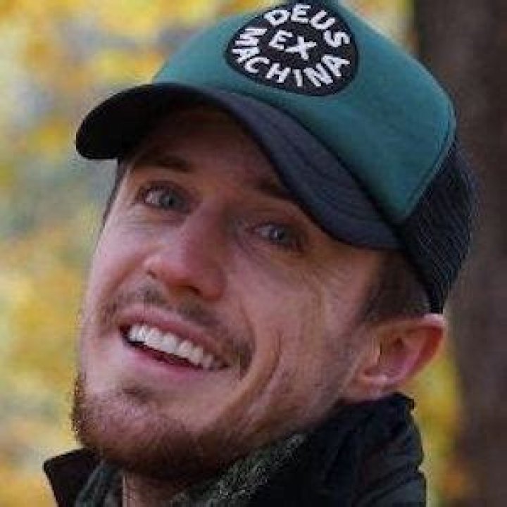 Pierce Brown Net Worth 2024