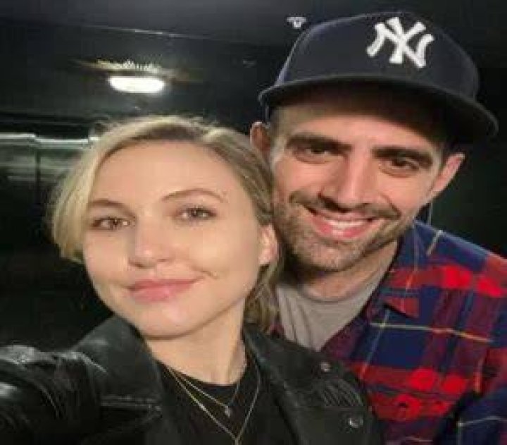 Sam Morril Age, Height, Girlfriend, Net Worth, Bio 3 Sam Morril Girlfriend