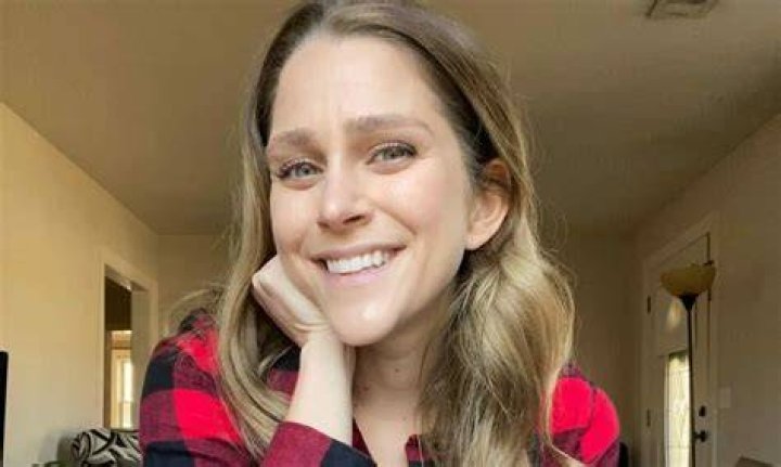 Sarah Maddack Net Worth