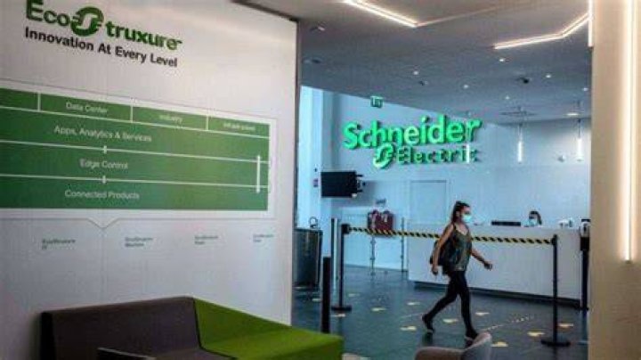 Schneider Electric, AI disruption Schneider Electric, AI disruption