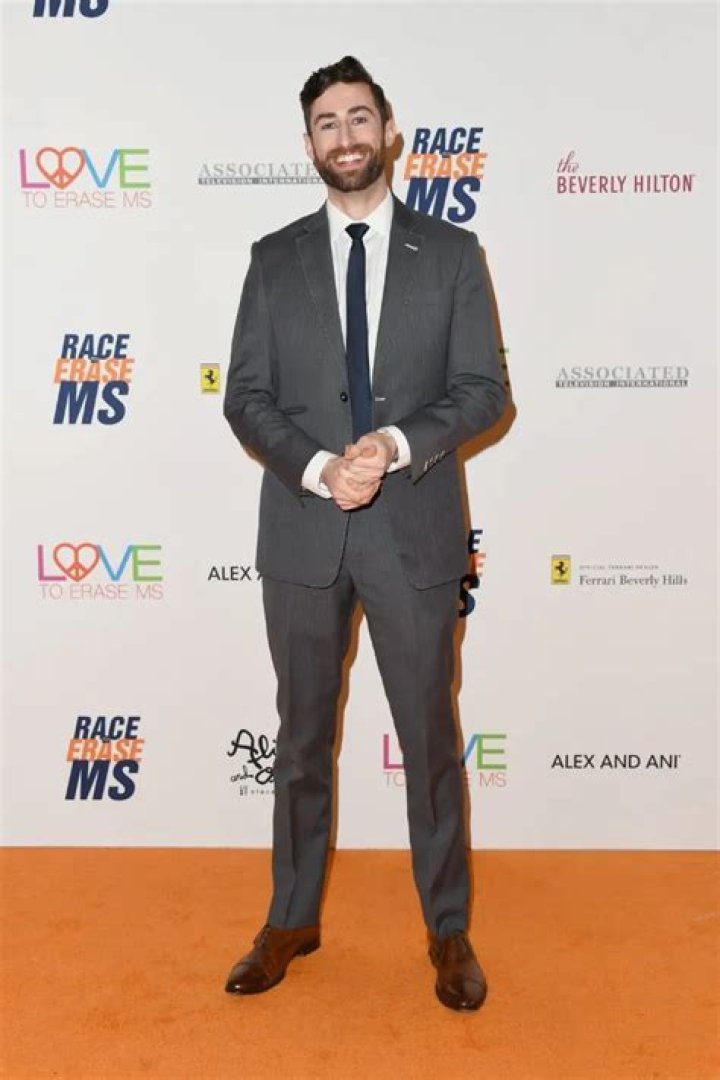Scott Rogowsky Net Worth