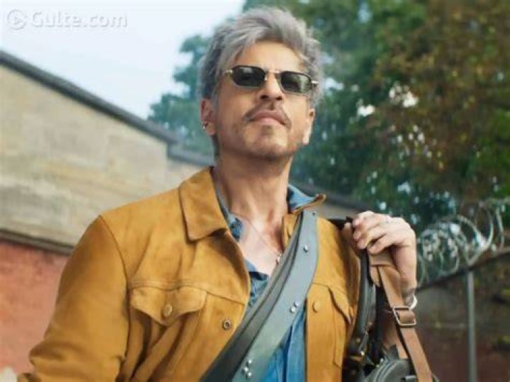 Shah Rukh Khan - The King of Bollywood Shah Rukh Khan - The King of Bollywood