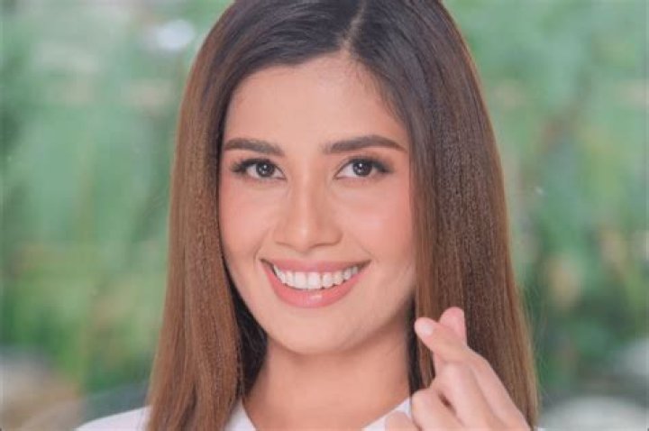 Shamcey Supsup Net Worth