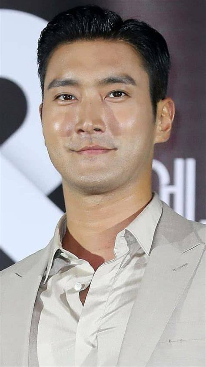 Si Won Choi Net Worth