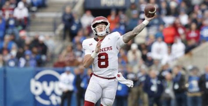 Sooners QB Exits Game vs. BYU