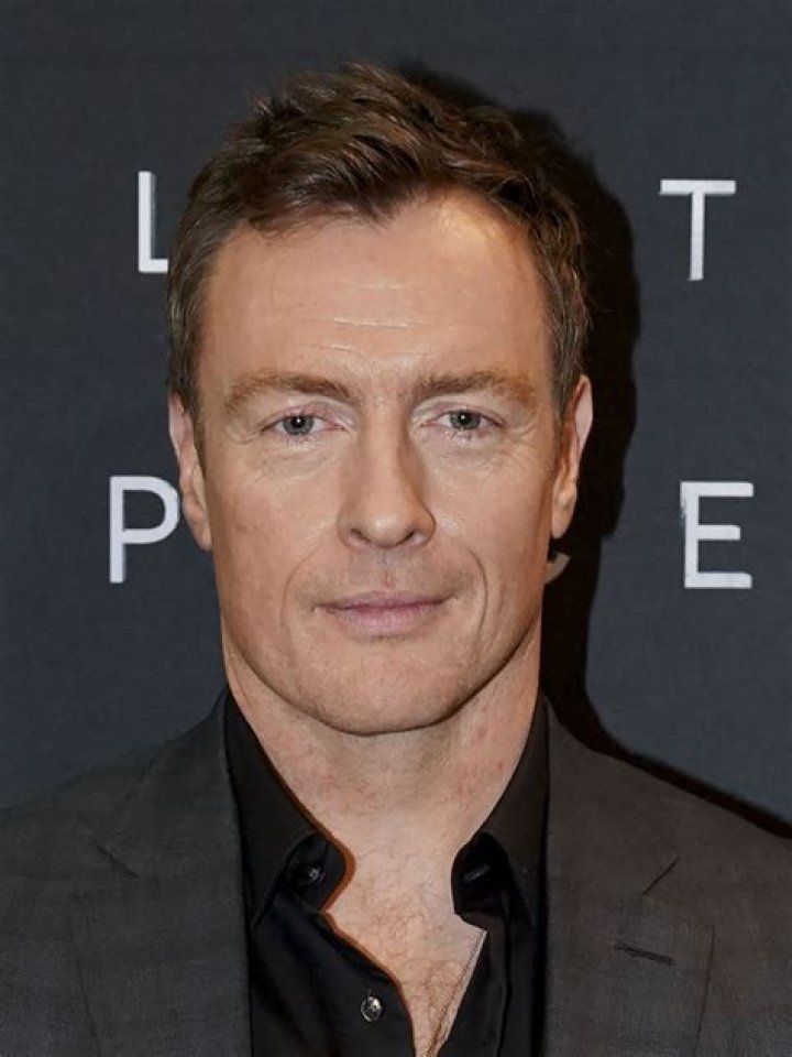 Toby Stephens