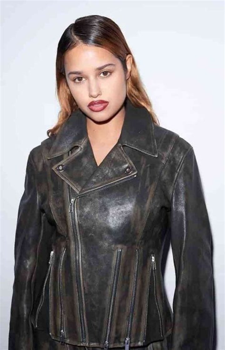 Tommy Genesis Age, Height, Net Worth, Real Name, Race, Bio 2 Tommy Genesis Height