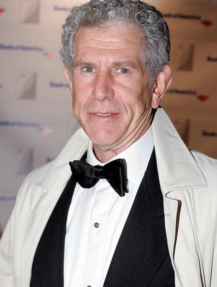Tony Roberts Net Worth