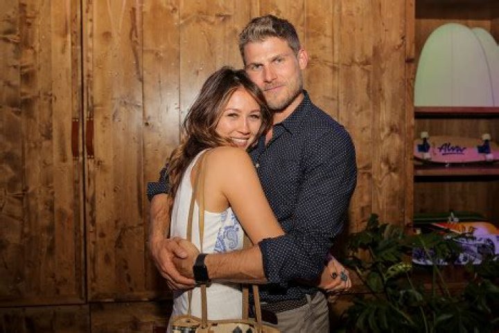 travis van winkle girlfriend