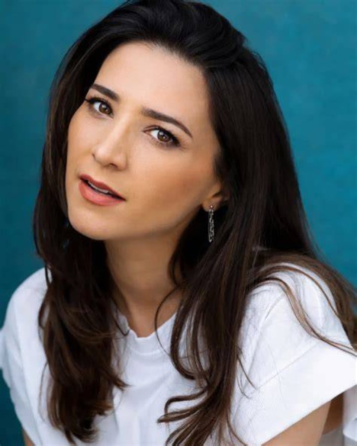 Victoria Thomas
