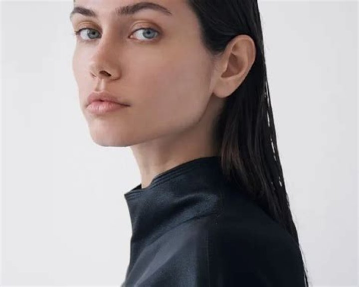 Vika Bronova Net Worth