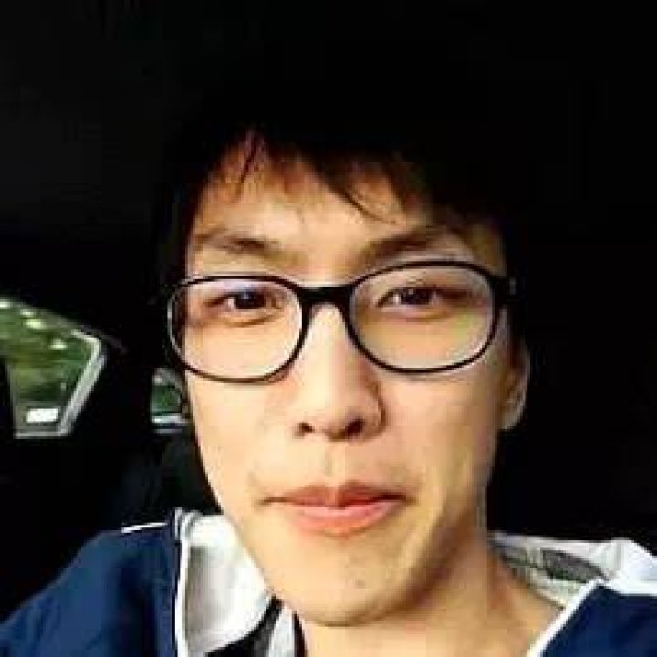 Yiliang Peng Net Worth